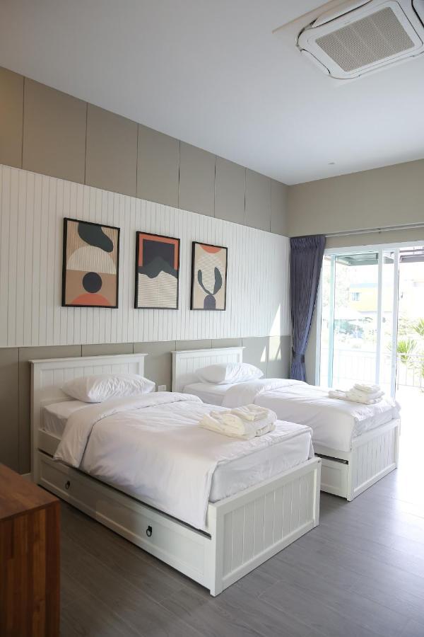 Отель Club45 Kham Yai Экстерьер фото