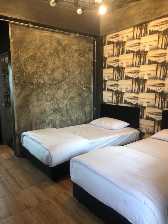 Отель Club45 Kham Yai Экстерьер фото